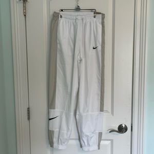 NWT White Tan Nike Jogger / Wind Pant